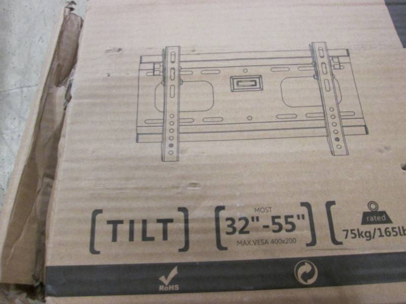lot 86 image: TV Wall Mount 32-55 inches...