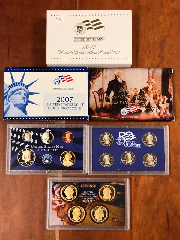 lot 79 image: 2007 U.S. Mint Proof Set 5-Coin Se...