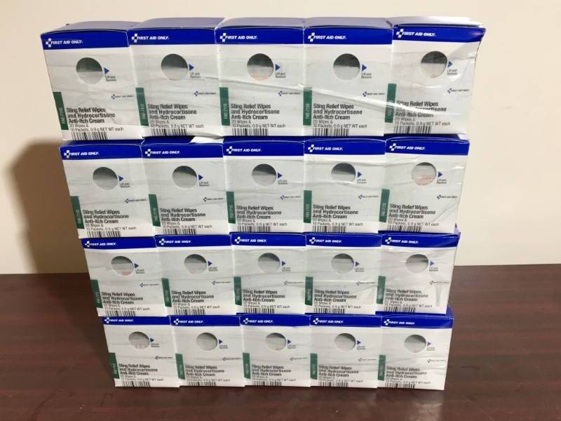 lot 74 image: Sting Relief Wipes