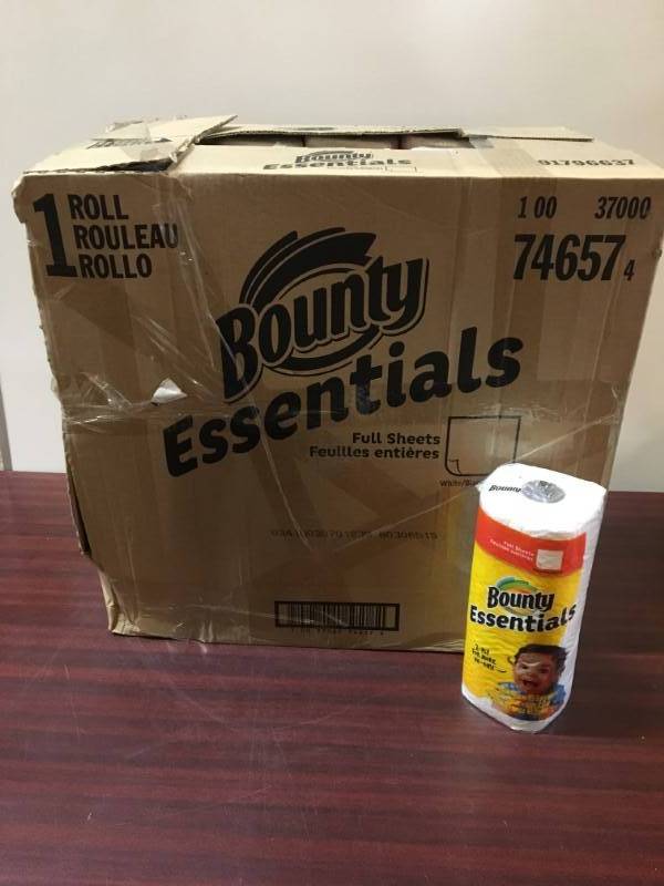 lot 8 image: Bounty Paper Towels