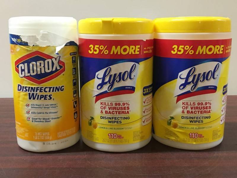 lot 135 image: Lysol Disinfecting Wipes