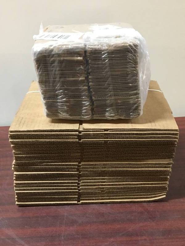 lot 141 image: Small Shipping Boxes