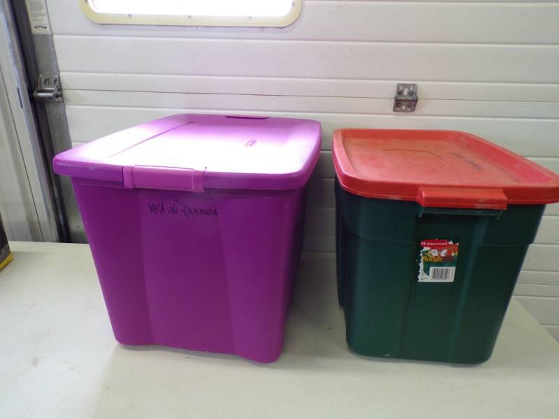 lot 82 image: Pair of Storage Totes with Covers