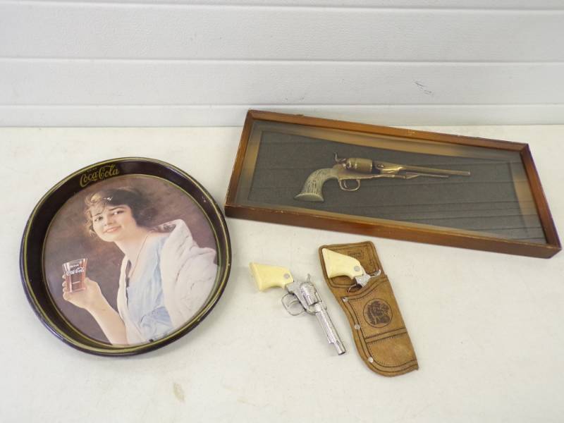 lot 65 image: Vintage Toy Guns, Coke Tray and Antique Gun Shadow Box