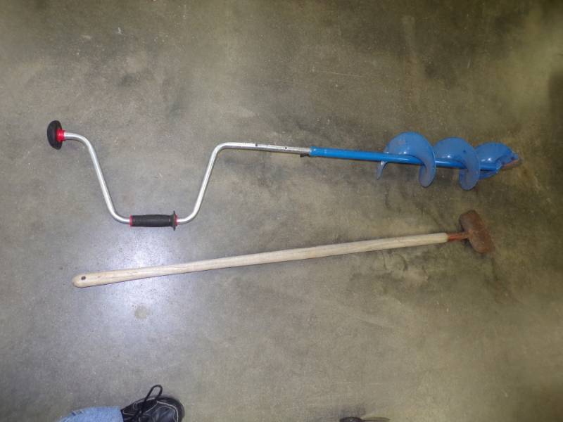 lot 99 image: Ice Auger and Ice Scraper