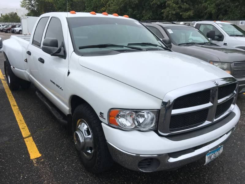 lot 2 image: 2004 Dodge Ram 3500 Dually 2wd Cummins Diesel