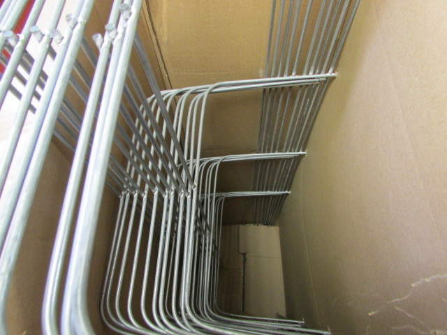 lot 20 image: Glamos New TomatoPlantTree Garden Cages