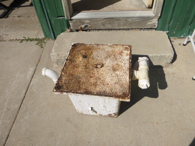 lot 8 image: Grease Trap