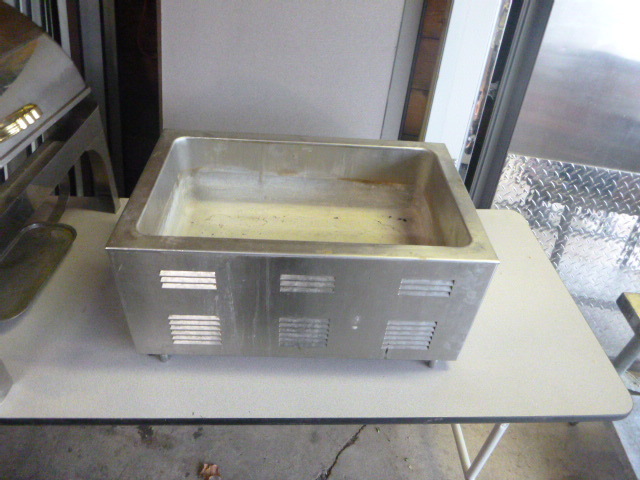 lot 13 image: Duke Steam Table