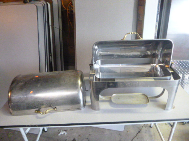 lot 14 image: Chafing Dish with Extra Cover