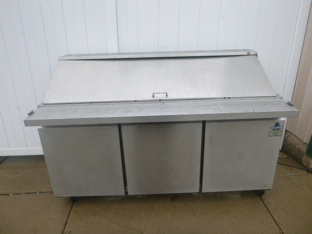 lot 51 image: Cold Tech Cooler