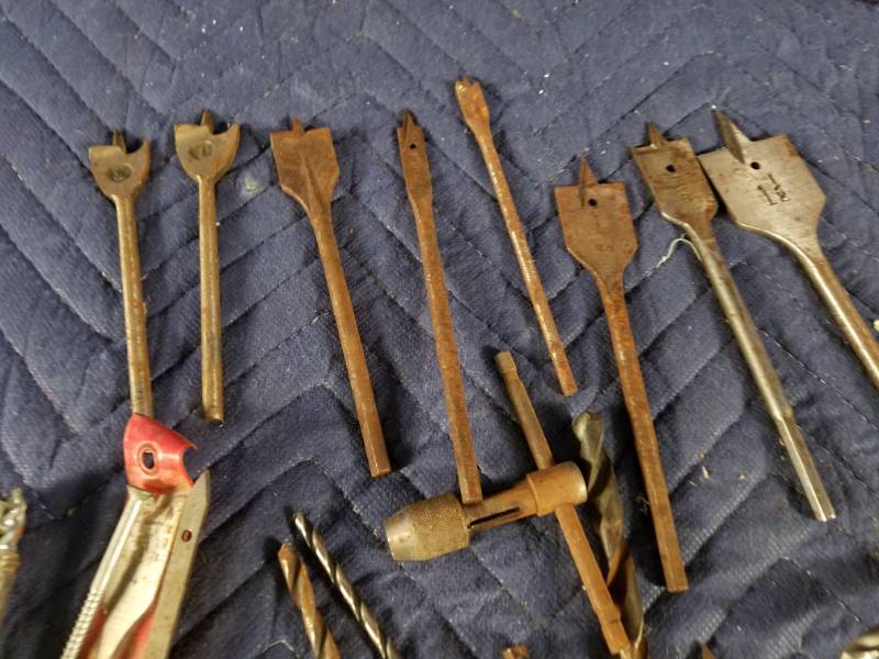 lot 14 image: Drill Bits 