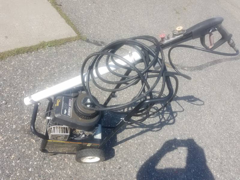 lot 34 image: Pressure Washer 