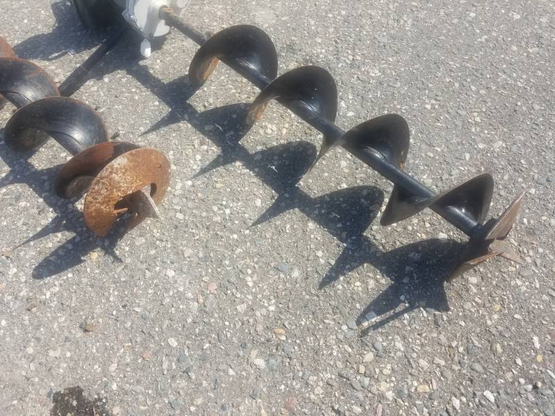 lot 41 image: Jiffy Ice Auger 