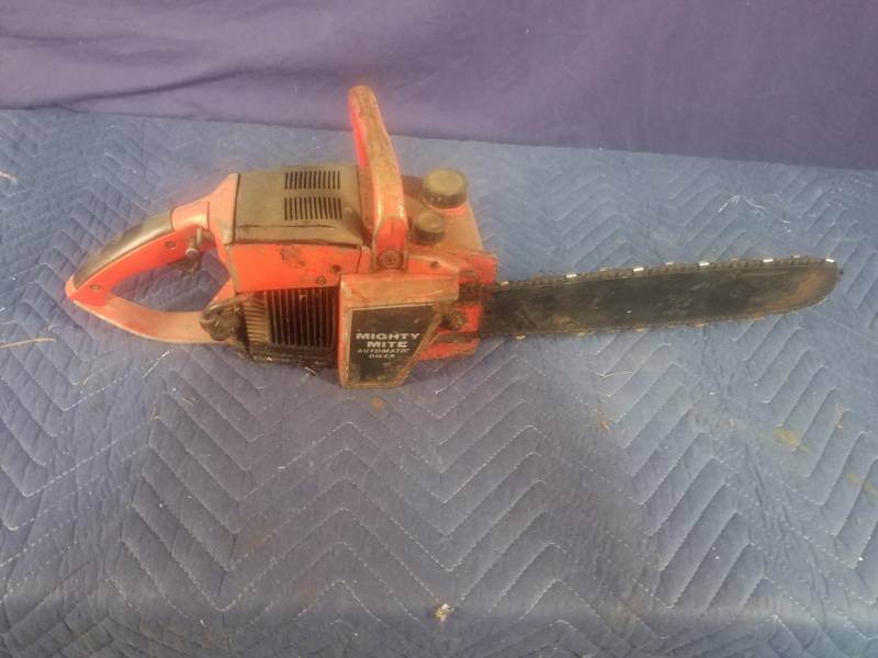 lot 48 image: Mighty Might 34cc Chainsaw 