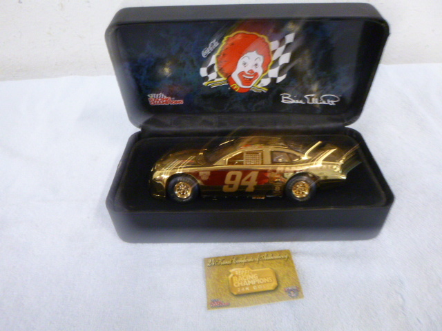 lot 10 image: Racing Champions #94 Bill Elliott 24 Karat Die-Case NASCAR Car