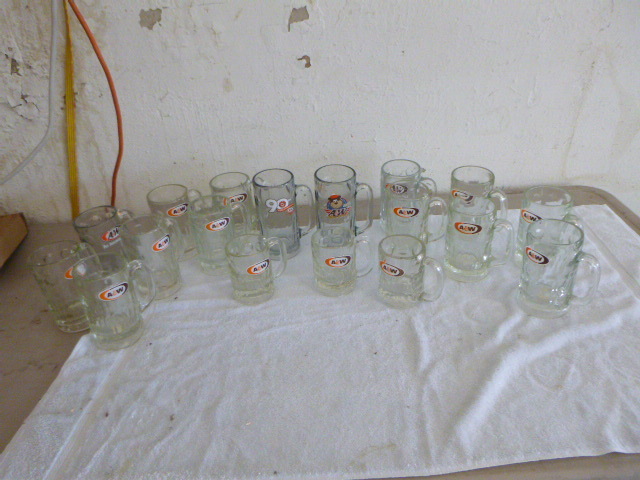 lot 50 image: Lot of A & W Mugs