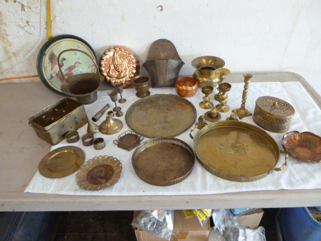 lot 51 image: Brass Items