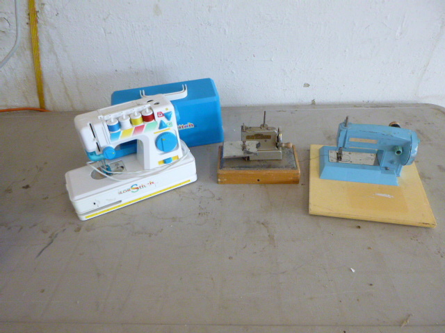 lot 58 image: 3 Childs Sewing Machines