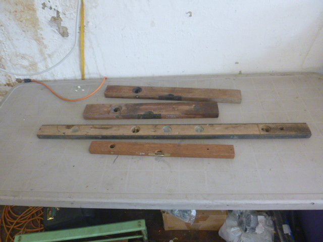 lot 110 image: 4 Vintage Levels