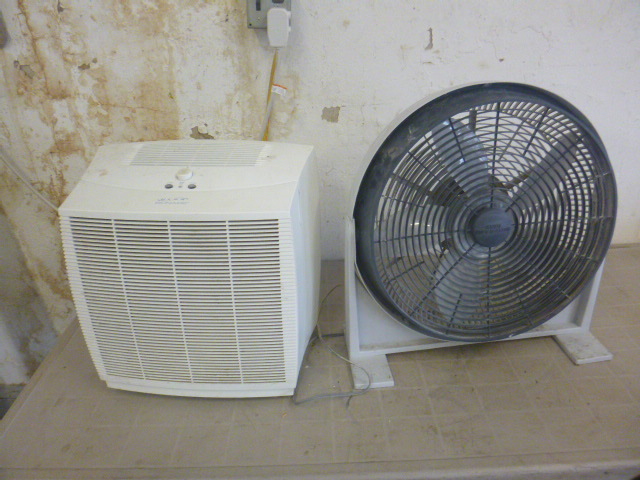 lot 138 image: ULPA Bionaire Air Purifier
