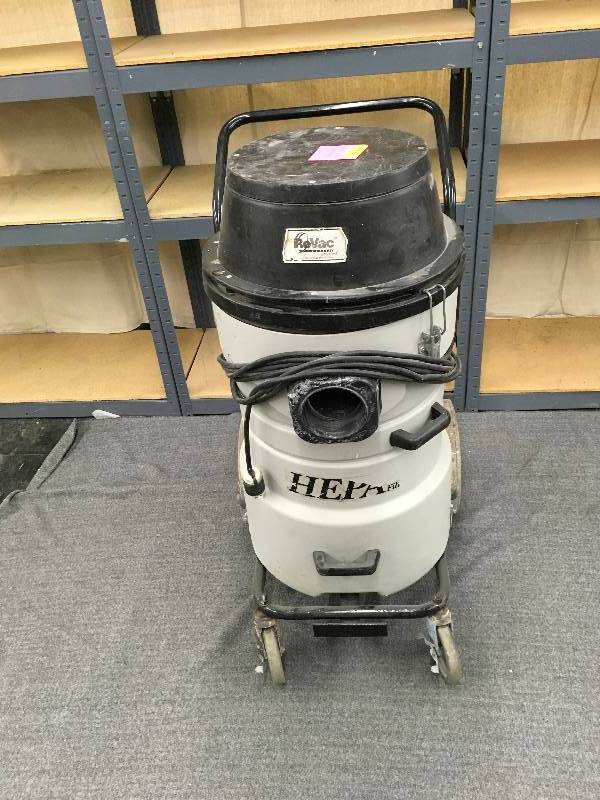 lot 43 image: RoVac 2608 Hepa Vacuum