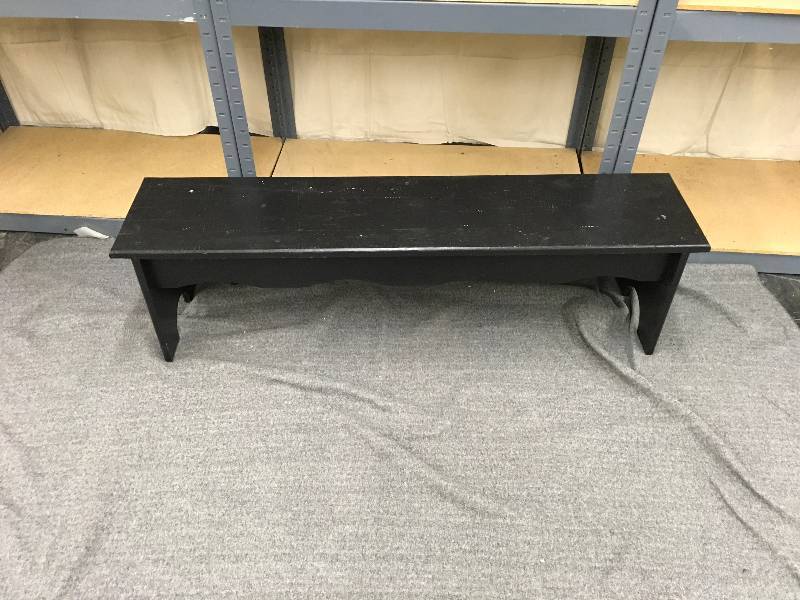 lot 50 image: Bench
