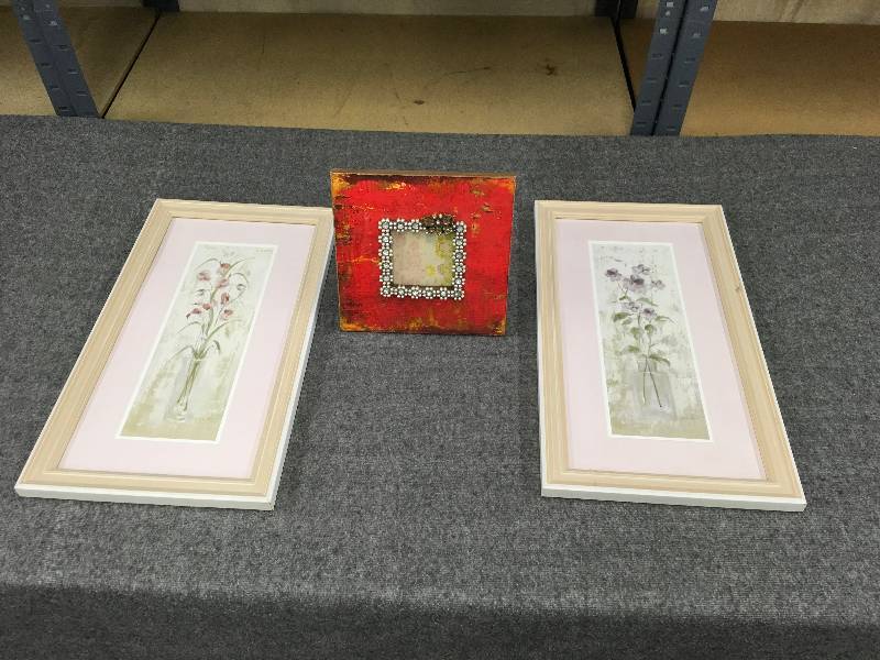 lot 71 image: Home Decor