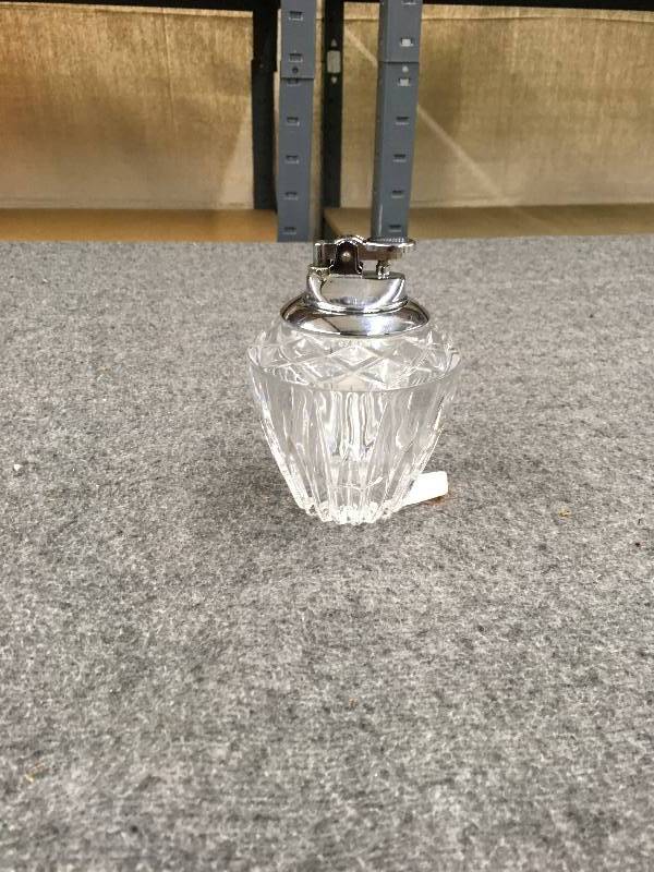 lot 112 image: Vintage Lighter