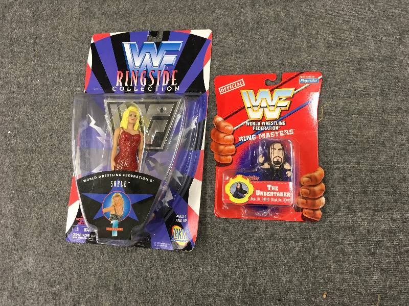 lot 117 image: WWF Sable & The Undertaker Figurines