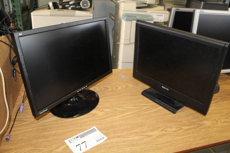 lot 77 image: Lot of (2) Soyo 19in. Computer Monitor, ViewSonic VA2223wm 22in. Computer Monitor