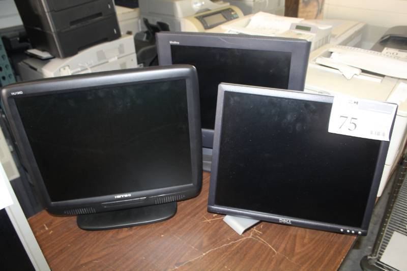 lot 75 image: Lot of (3) Dell,Hanns-G 19in. Computer Monitors