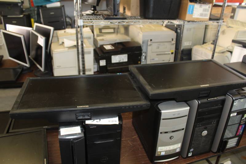 lot 81 image: Lot of (2) Samsung SyncMaster E2420 24in. Computer Monitors