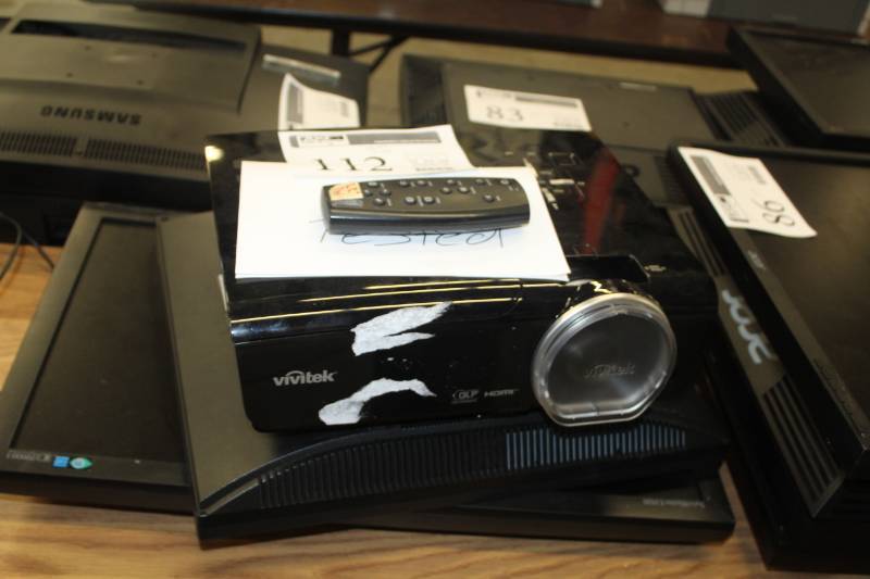 lot 112 image: Vivitek DLP Projector