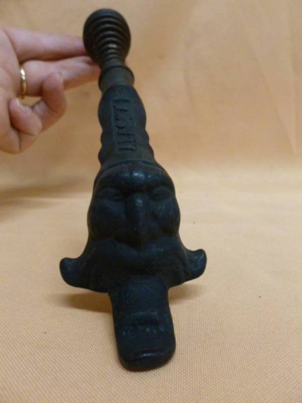 lot 41 image: Antique Stove Handle