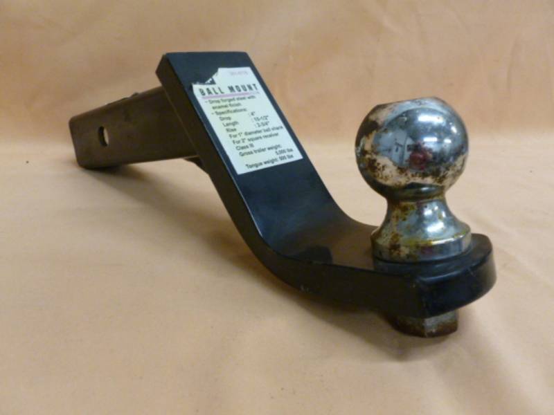 lot 49 image: Receiver Hitch