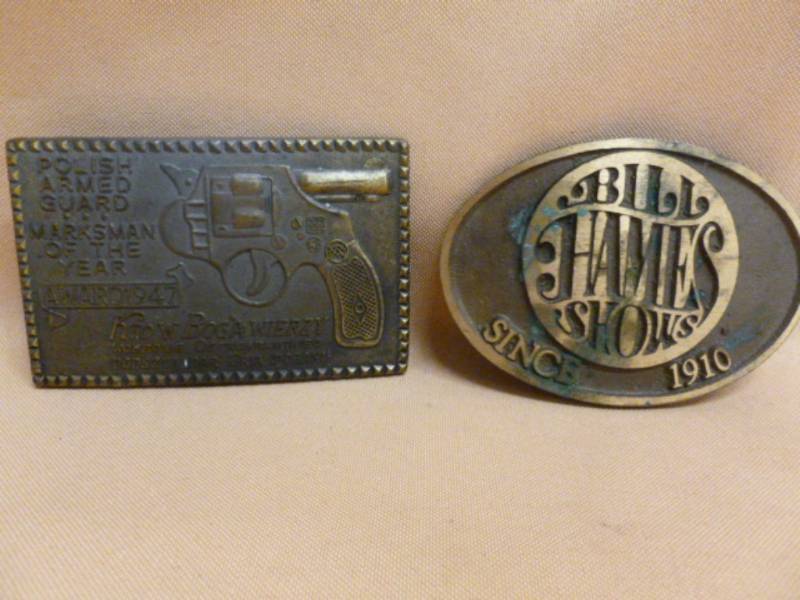 lot 71 image: Collectible