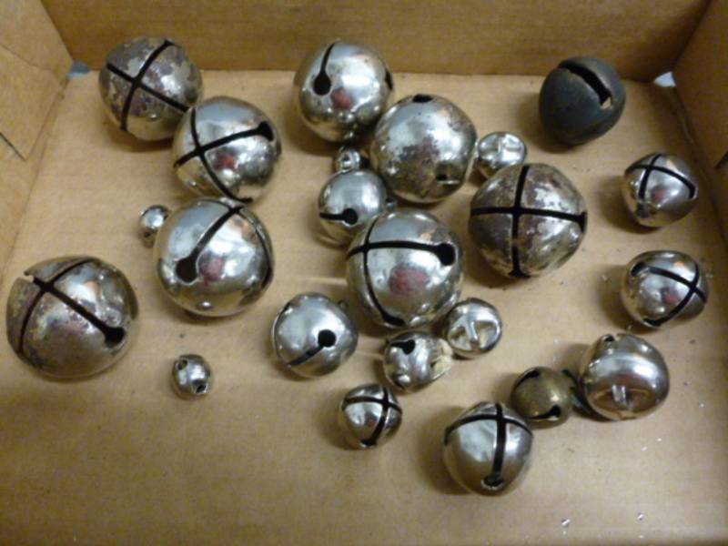 lot 76 image: Vintage Sleigh Bells
