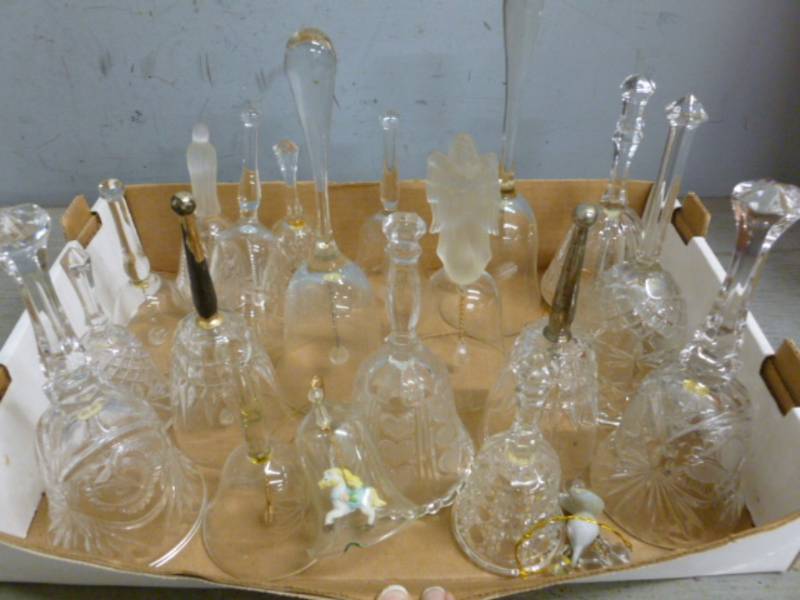 lot 77 image: Collectible