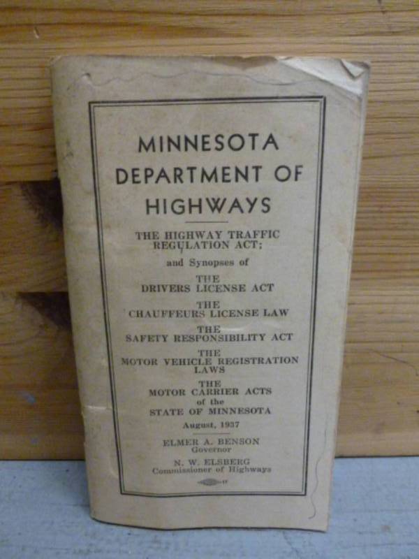 lot 91 image: Vintage Booklet