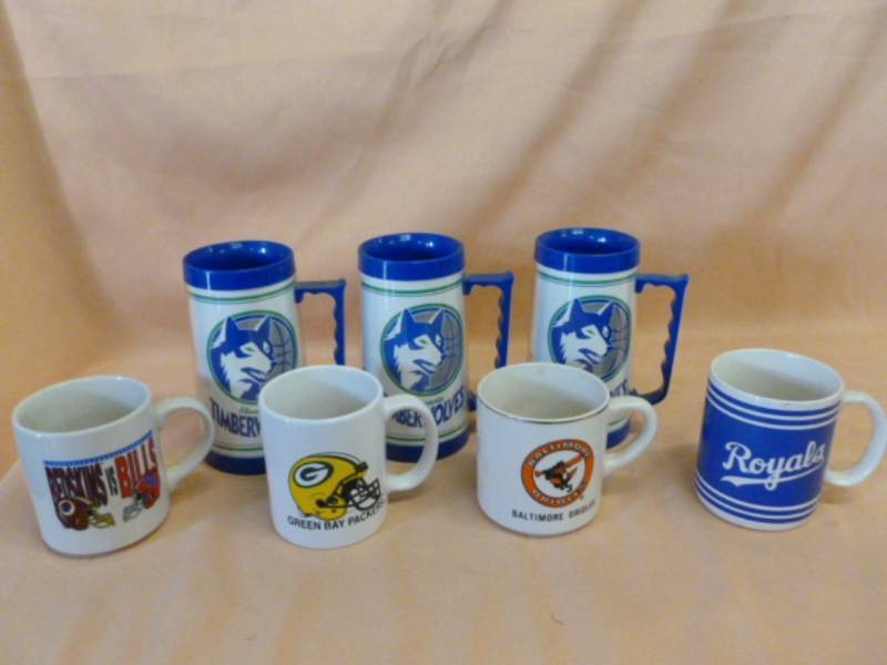 lot 121 image: Collectible