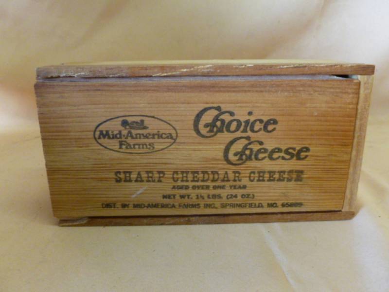 lot 136 image: Collectible