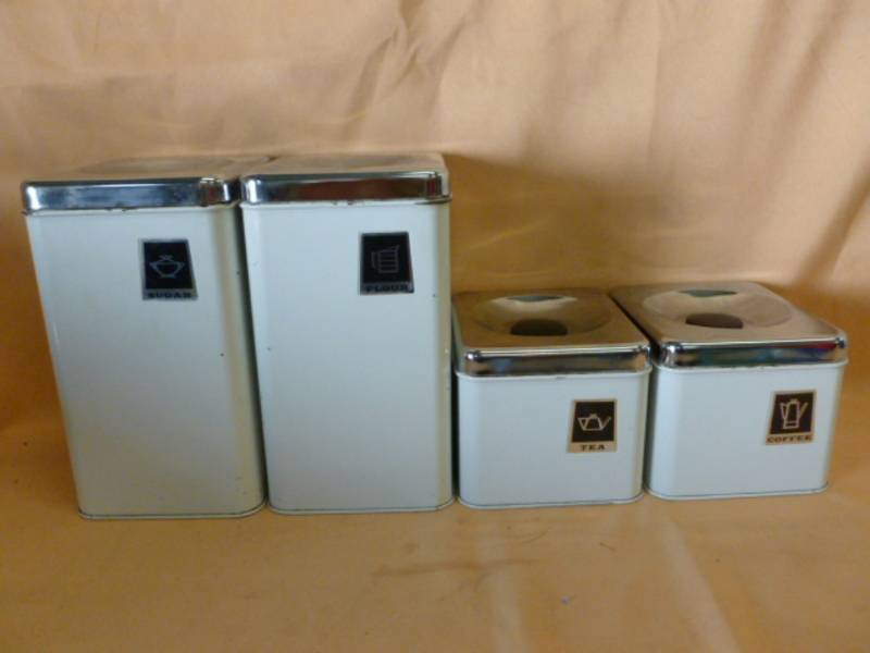 lot 146 image: Vintage Kitchen Canister Set