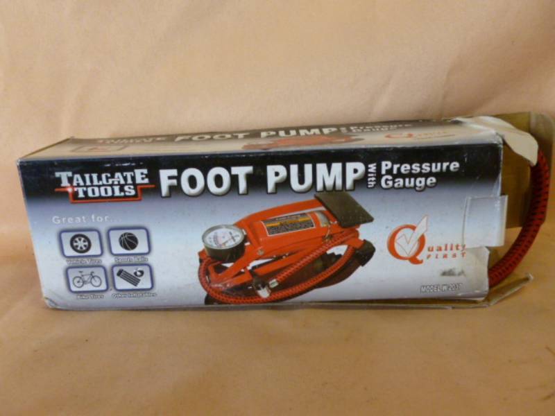 lot 233 image: Foot Pump