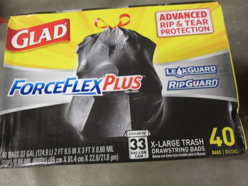 lot 129 image: Glad 33 Gal. ForceFlex Drawstring O...