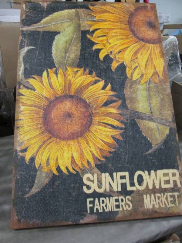 lot 168 image: Sunflower Wall Art open box Retail ...