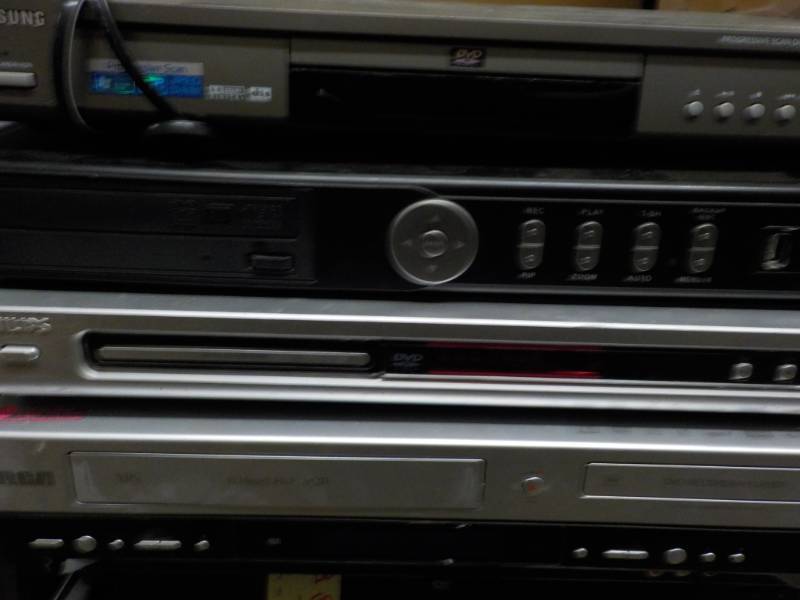lot 2 image: RCA, Phillips, Digital ID View and ...