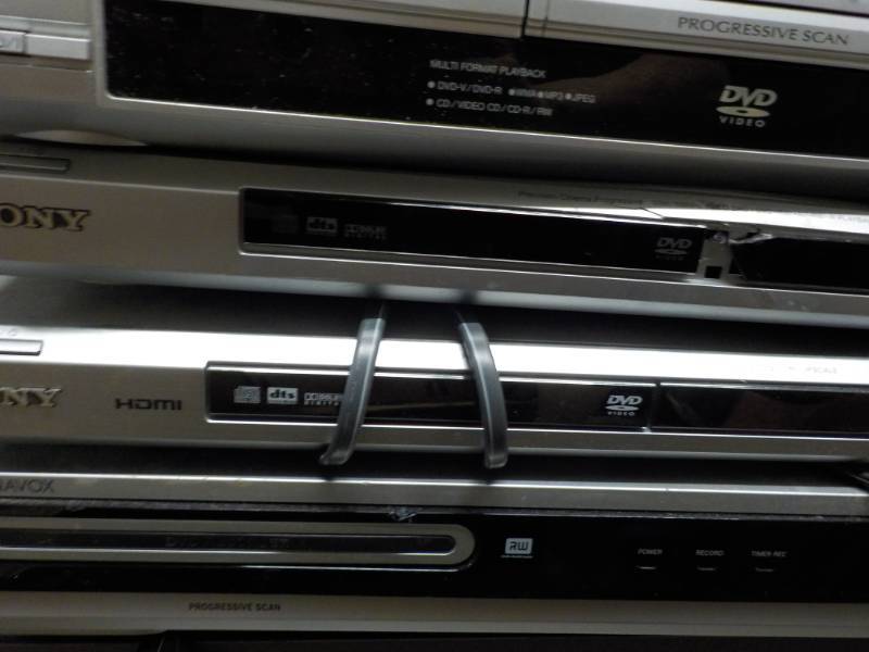 lot 3 image: Magnate, Sony, and Sony & Panasonic...