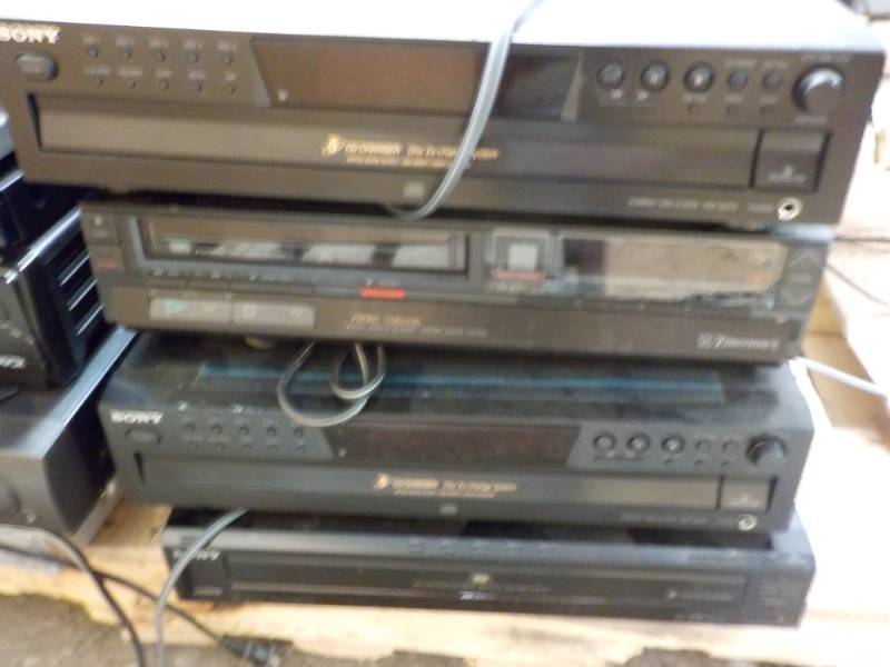 lot 9 image: Sony, Sony, Emerson, and Sony all p...