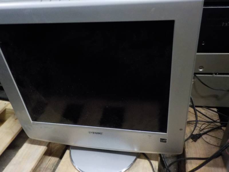 lot 18 image: Sony 20 powers on...